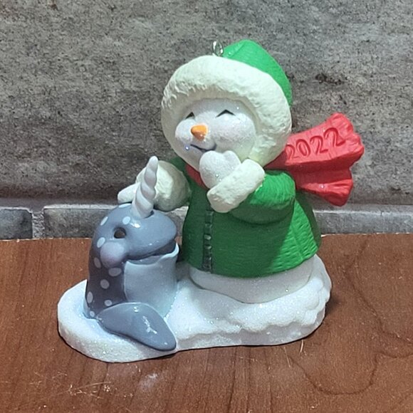 Hallmark Snow Buddies 2022 Christmas Ornament - Picture 3 of 12